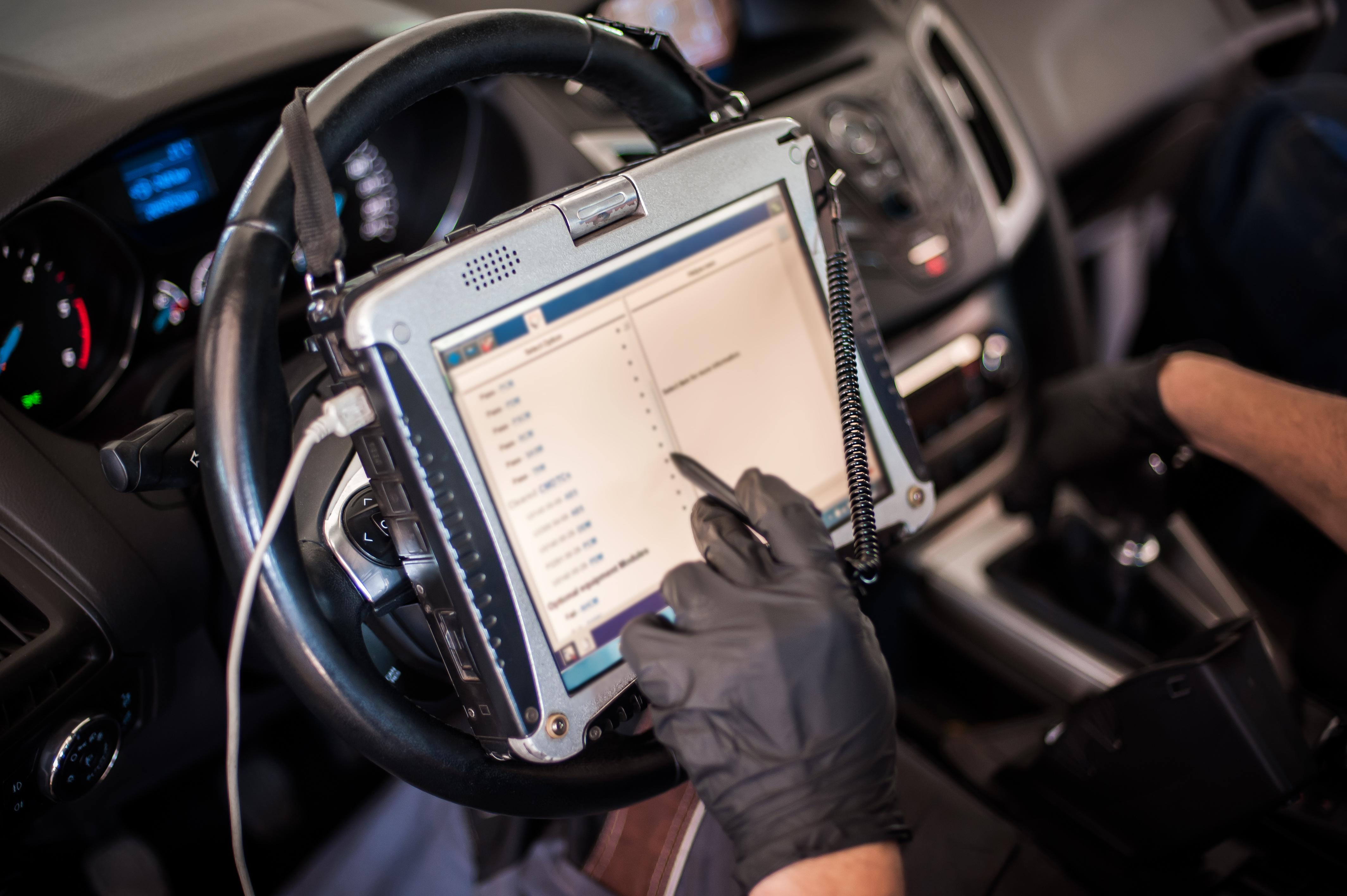 Vehicle diagnostics tablet during tuning